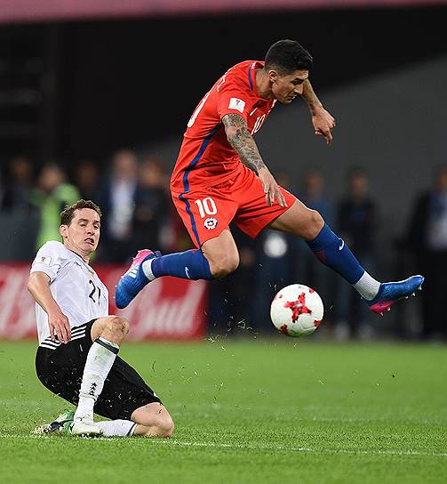 Финальный матч между сборными Чили и Германии на стадионе «Санкт-Петербург»