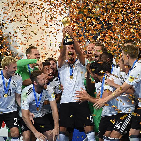 Сборная Германии после победы на Кубке Конфедераций—2017 