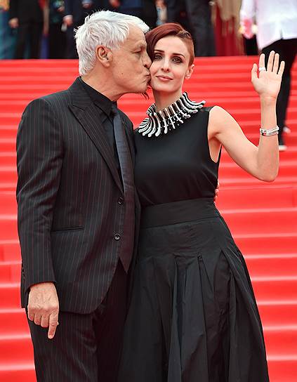 Итальянский актер Микеле Плачидо и его супруга, актриса Федерика Винченти