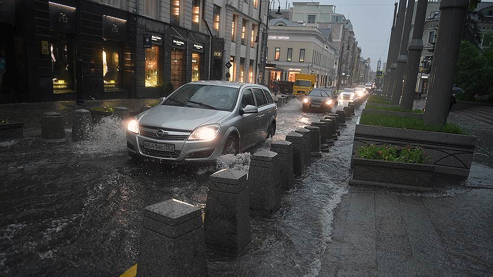 В Москве подсчитали ущерб от тропического ливня
