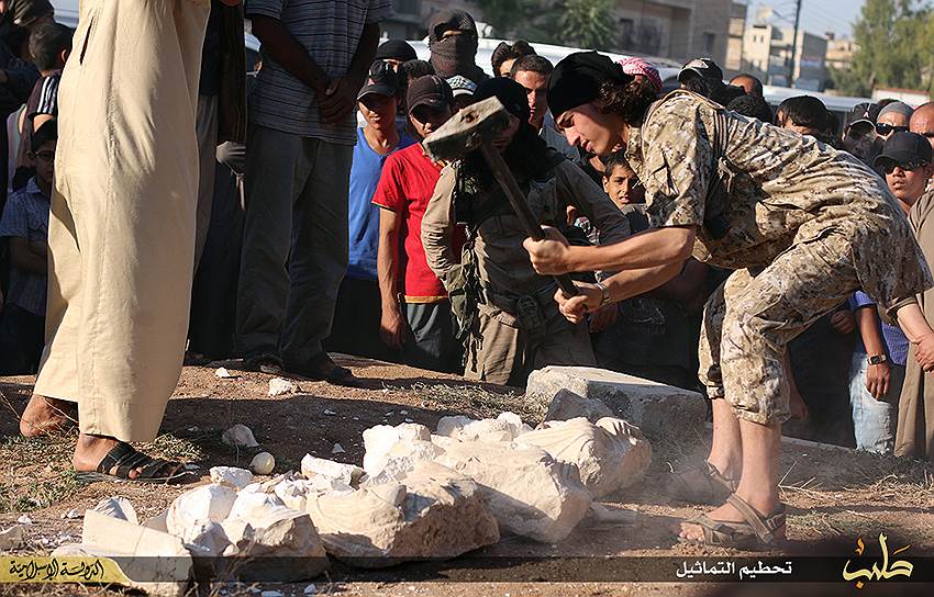 Несмотря на уверения исламистской пропаганды, большинство вывезенных из Сирии артефактов было не разрушено, а продано