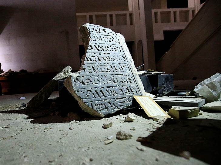 Во время боев в Мосуле в 2015 году боевики специально снимали, как они разрушают музеи