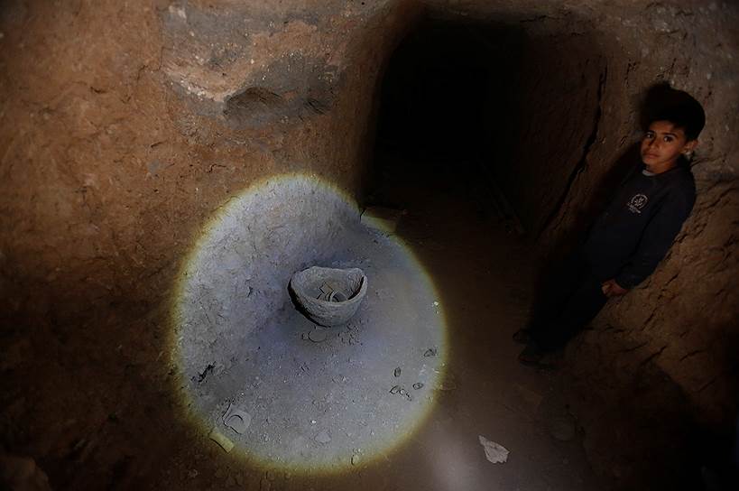 Сеть тоннелей под мечетью пророка Ионы (пророка Юнуса по-арабски) в Мосуле была хранилищем множества артефактов