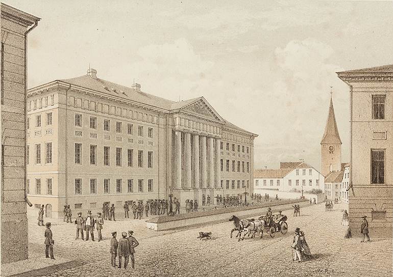 Дерптский университет (ныне Тартуский) в 1816 году серьезно оскандалился: два немца купили докторские степени. Скандал дошел до самого императора, который своим указом отменил все защиты университета за предыдущие 12 лет, а «доктора» были лишены степеней