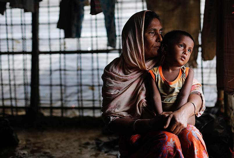 Кокс-Базар, Бангладеш. Мусульманка-рохинджа в лагере беженцев
