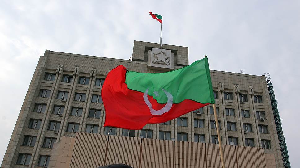 Татарским чиновникам предлагают надбавки за знание языка