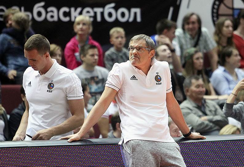 Главный тренер мужской сборной по баскетболу Сергей Базаревич
