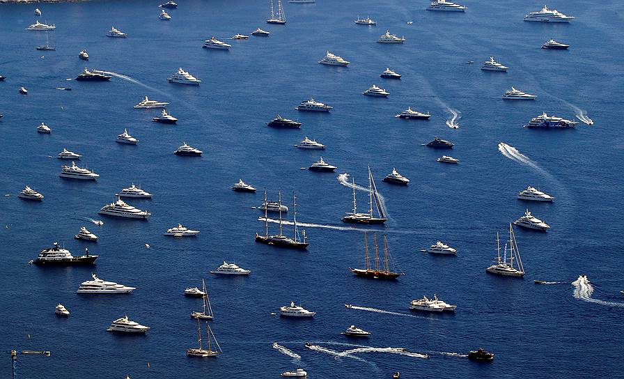 Монако. Международная выставка яхт, на которую съехались 580 компаний
