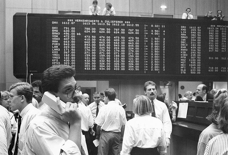 В 1976 году экономика Германии быстро восстановилась от рецессии, что оживило фондовый рынок