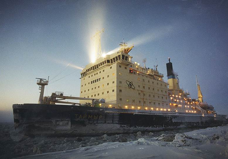 Атомный ледокол «Таймыр» был введен в эксплуатацию в 1989 году (корпус — финская компания W&amp;#228;rtsil&amp;#228;, оборудование — Балтийский завод). Судно эксплуатируется, предназначено для проводки судов в устья сибирских рек