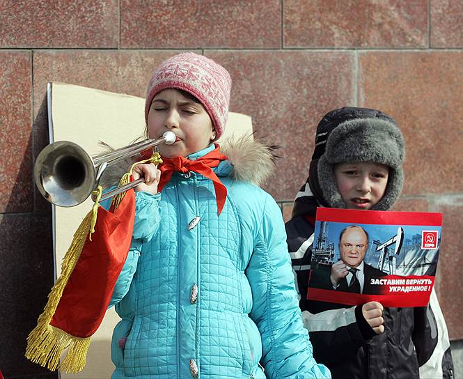 На выборах 4 марта 2012 года Геннадий Зюганов получил 17,18% голосов (12,3 млн избирателей), вновь став вторым. Опередивший его Владимир Путин получил 63,6% (45,6 млн голосов избирателей)