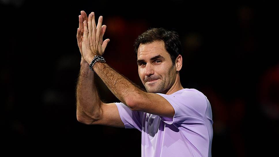 Как Роджер Федерер в 14-й раз вышел в полуфинал итогового турнира