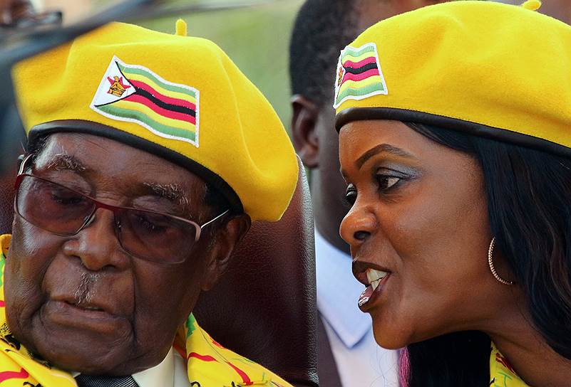 Роберт Мугабе со своей женой Грейс Мугабе