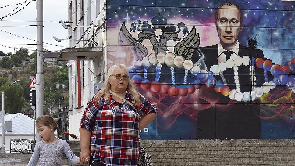 Почему общественники требуют от президента Владимира Путина участия в выборах