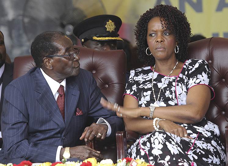Президент Зимбабве Роберт Мугабе и его жена Грейс