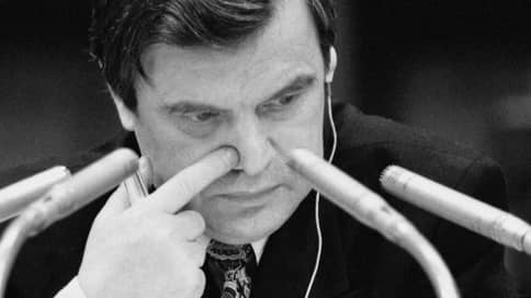 Надо драться, а не сдаваться // Жизнь и политика Руслана Хасбулатова
