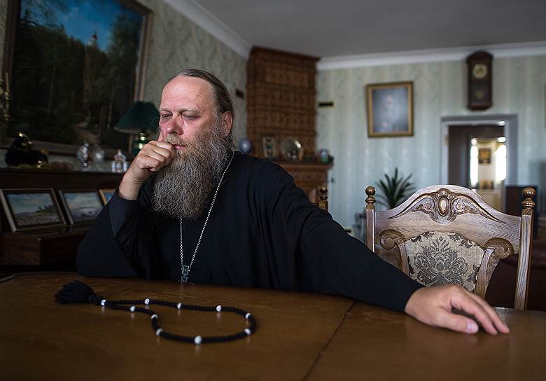 Наместник Соловецкого монастыря отец Порфирий обещает, что новый статус Соловков не закроет их для посещения туристами