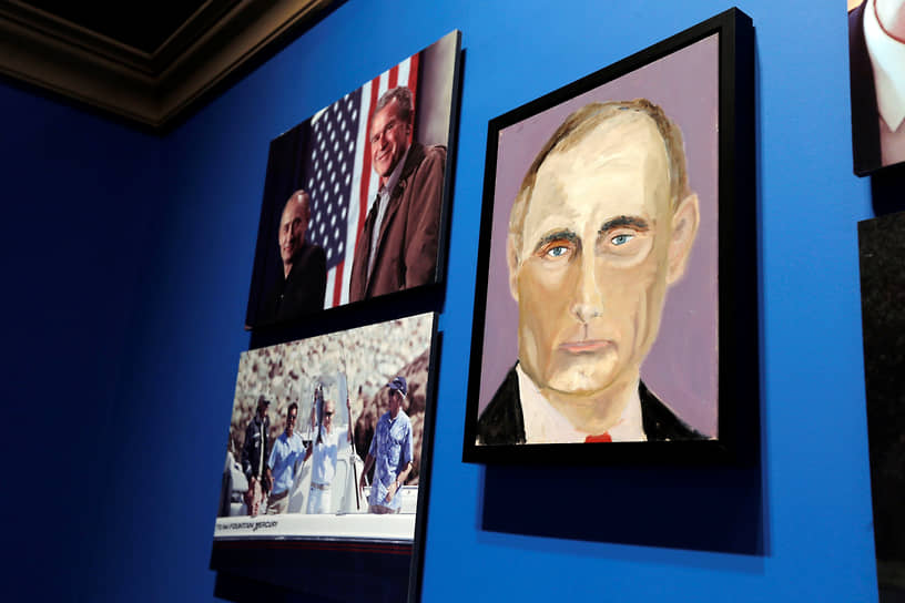 В 2014 году Джордж Буш-младший представил выставку своих картин под названием «Искусство лидерства: личная дипломатия президента». Среди экспонатов — более 20 портретов глав государств, в том числе Владимира Путина