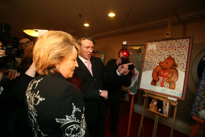 В 2008 году картина Валентины Матвиенко «Мишка» ушла с молотка за рекордные 11 млн руб.