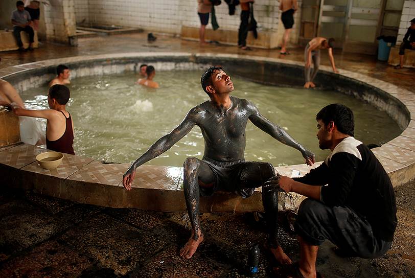 Лечебная грязь и сероводородная ванна в городе Хамам аль-Алил