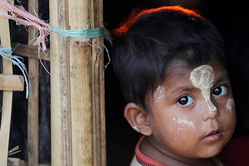 Кокс-Базар, Бангладеш. Ребенок-рохинджа в лагере для беженцев 