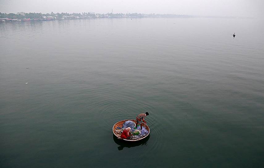 Коччи, Индия. Супружеская пара на рыбалке