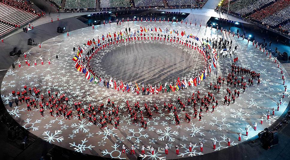 Церемония закрытия состоялась на арене «Олимпик Плаза», которая после мероприятия будет разобрана