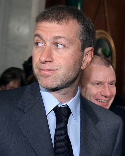 Предприниматели Роман Абрамович (слева) и Владимир Потанин