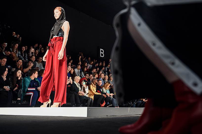 Показ новой коллекции, представленной Kazakhstan Fashion Week