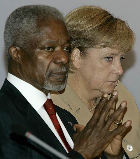 Сентябрь 2007 года. Встреча Ангелы Меркель с Кофи Аннаном, экс-генеральным секретарем ООН (1997—2006) во время Международной конференции по борьбе со СПИДом