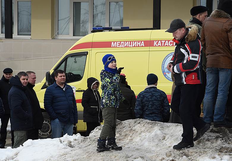 Жители Волоколамского района, вышедшие на митинг в связи с ситуацией на мусорном полигоне «Ядрово»