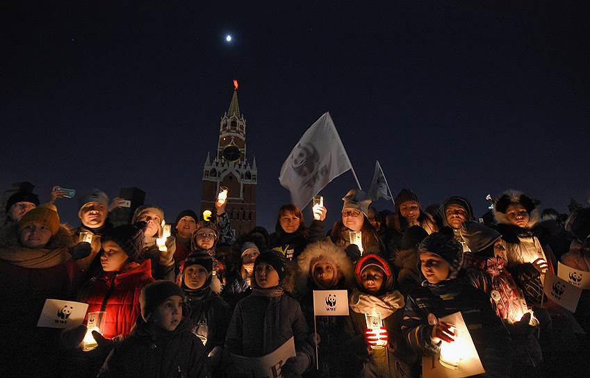 Участники акции на Красной площади в Москве 

