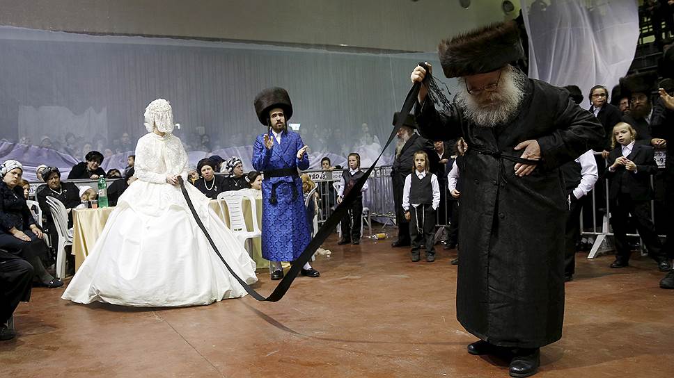 На территории Израиля светская церемония бракосочетания невозможна — за этим люди едут на Кипр