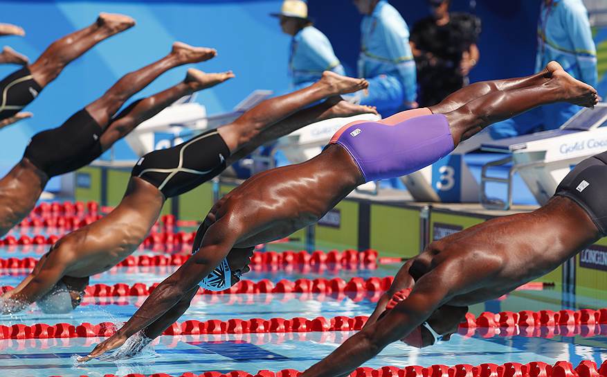 Голд-Кост, Австралия. Заплыв на 50 метров свободным стилем в рамках Игр Содружества