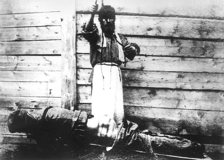 В Российской Империи дольше всего телесные наказания продолжали применять в самых отдаленных местах — на каторжных работах в Сибири
