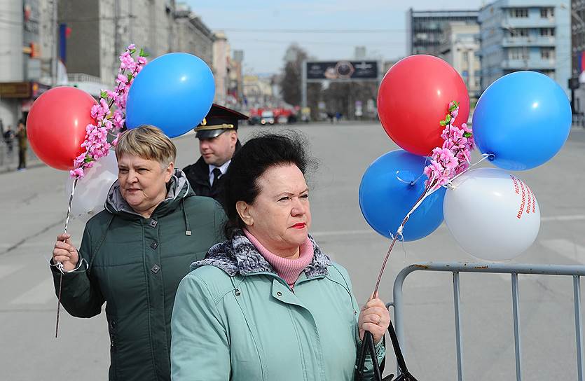 Участники демонстрации в Новосибирске 
