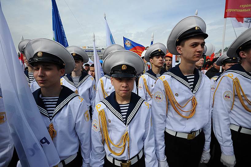 Первомайская демонстрация в Новосибирске 