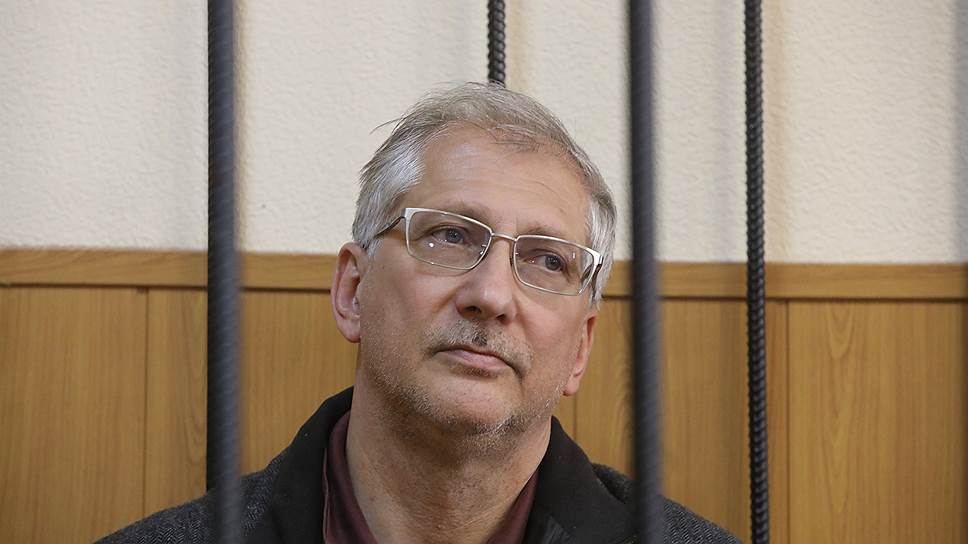 Почему суд арестовал Григория Слабикова на два месяца