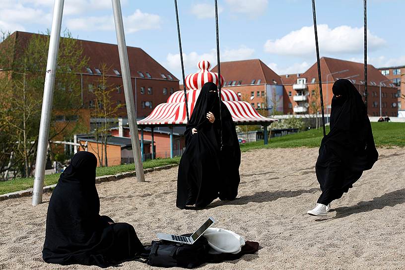 Копенгаген, Дания. Жительницы мусульманского квартала
