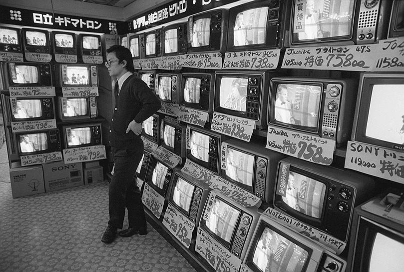 Японцам в 1970-е годы пришлось призадуматься: так ли выгодна традиционная ставка на экспорт электроники