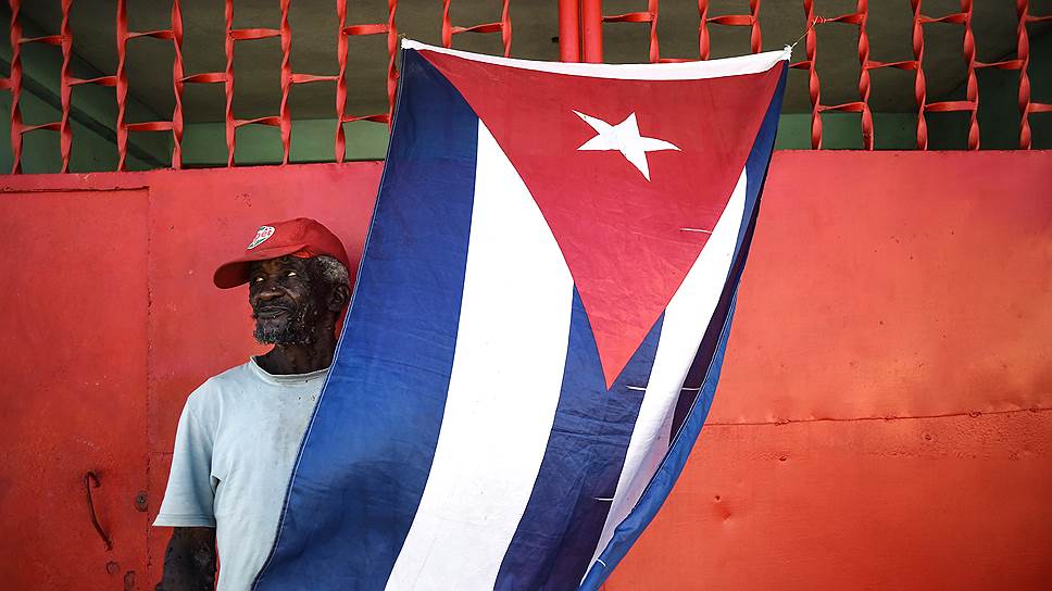 Почему конституции Кубы  решили добавить немного частного