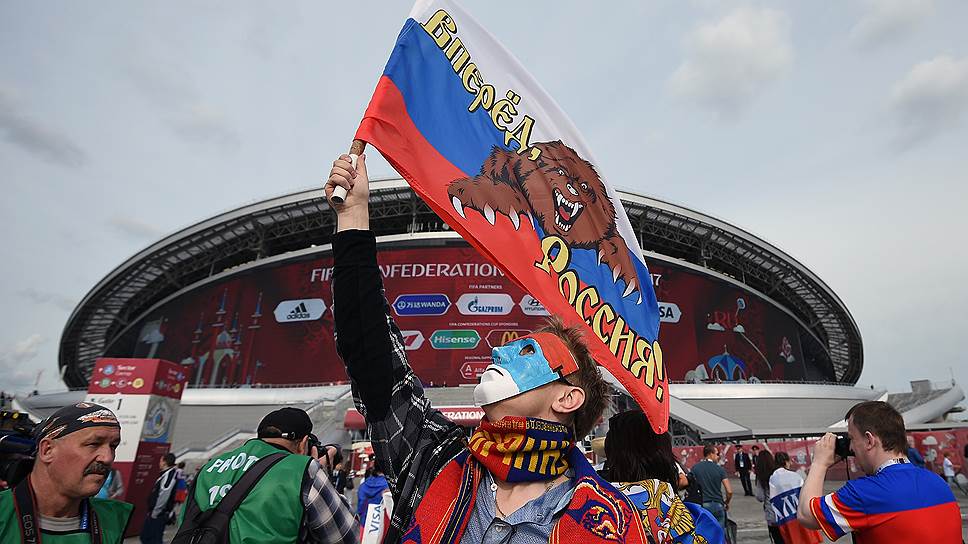 Прямая речь: родные стены помогут сборной России по футболу?