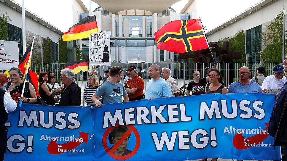 Почему правые настроения в Германии вынудили Ангелу Меркель искать поддержки Испании