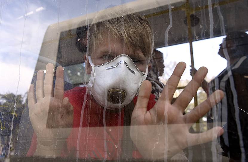 Эвакуация детей в связи с выбросами вредных химикатов в атмосферу