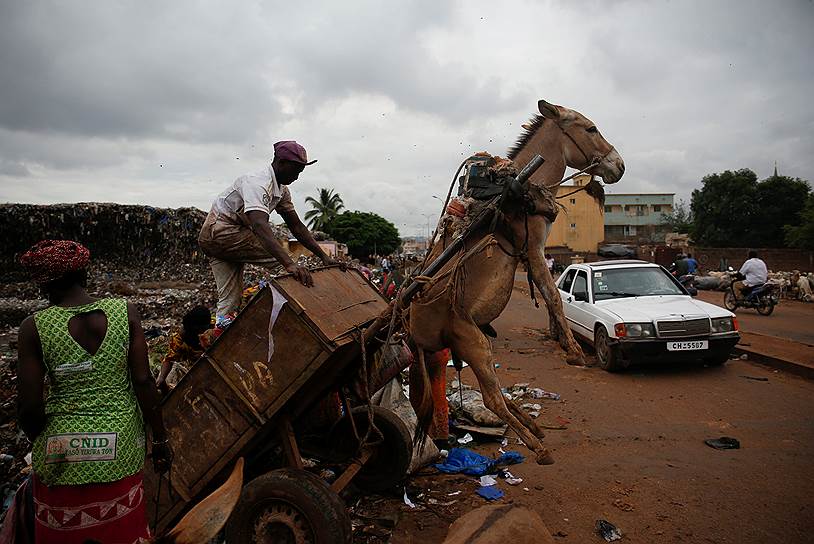 Бамако, Мали. Станция переработки мусора 
