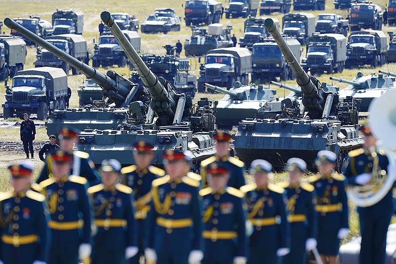 Маневры стали самым крупным российским войсковым мероприятием с 1981 года