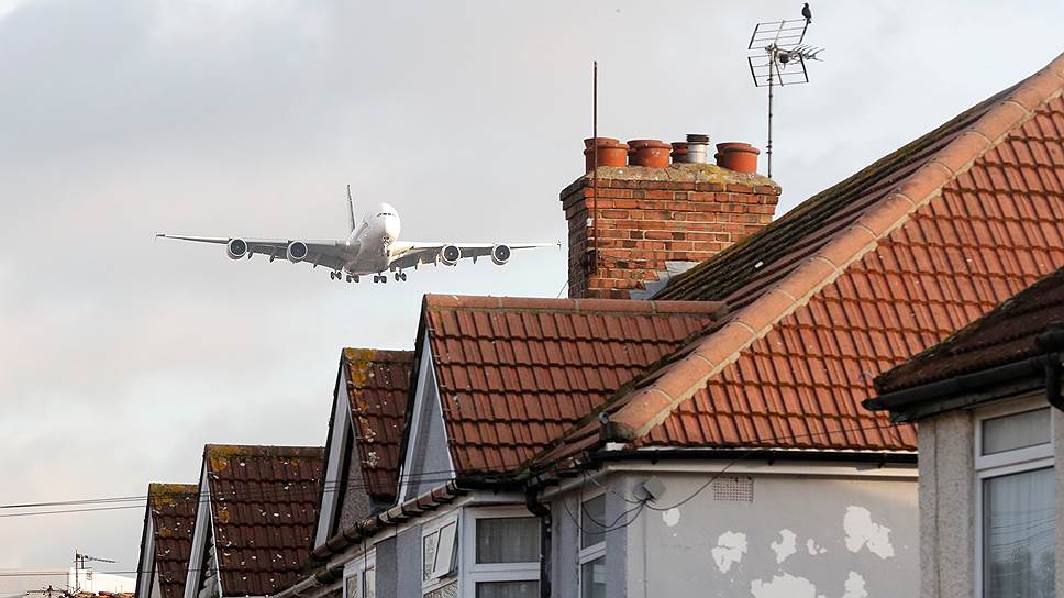 Почему могут исчезнуть авиарейсы между ЕС и Британией