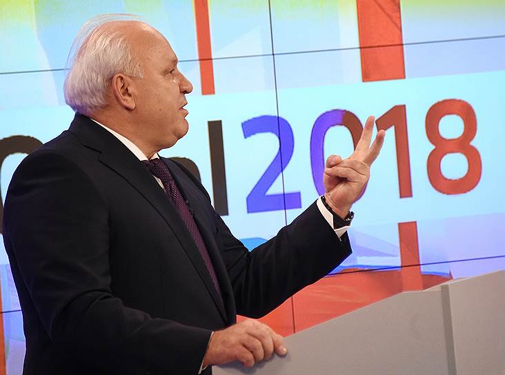 21 сентября кандидат от «Единой России» Виктор Зимин снялся со второго тура выборов главы Хакасии. Пост главы региона он занимал с 2009 года