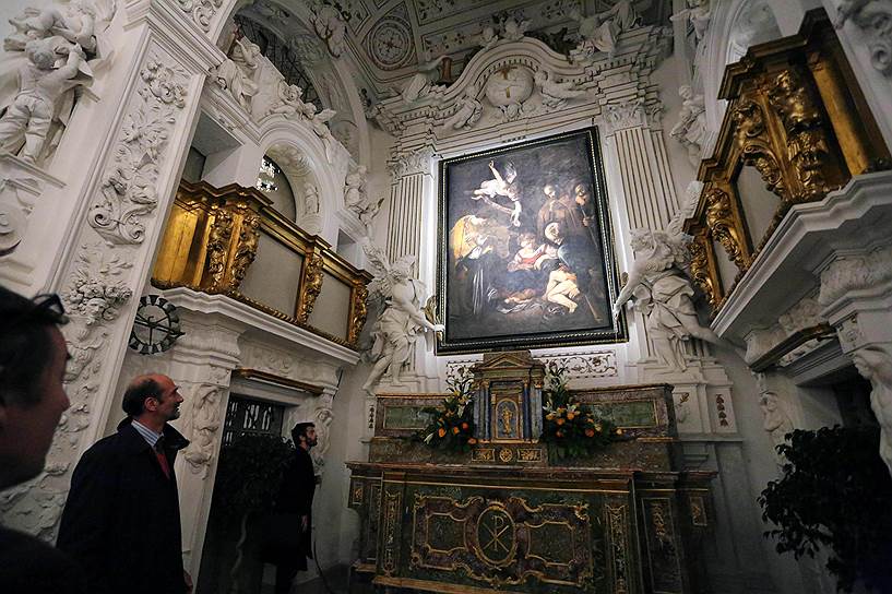 Сейчас вместо полотна Караваджо «Рождество со святым Франциском и святым Лаврентием» в оратории Сан-Лоренцо висит фотокопия, сама картина была похищена в 1969 году