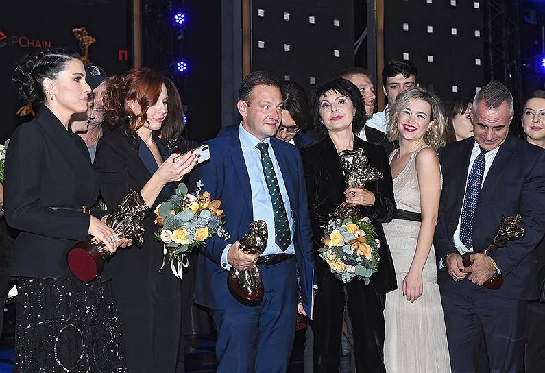 Лауреаты премии ТЭФИ во время церемонии